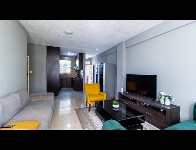 2 BEDROOM APARTMENT FOR SALE IN EDLEEN